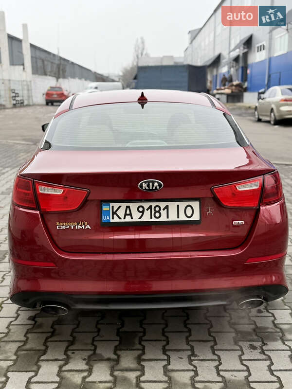 Седан Kia Optima 2014 в Киеве