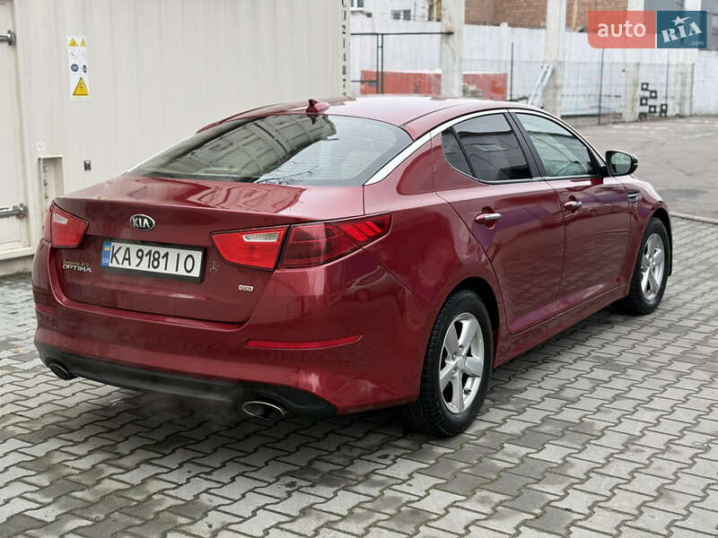 Седан Kia Optima 2014 в Киеве
