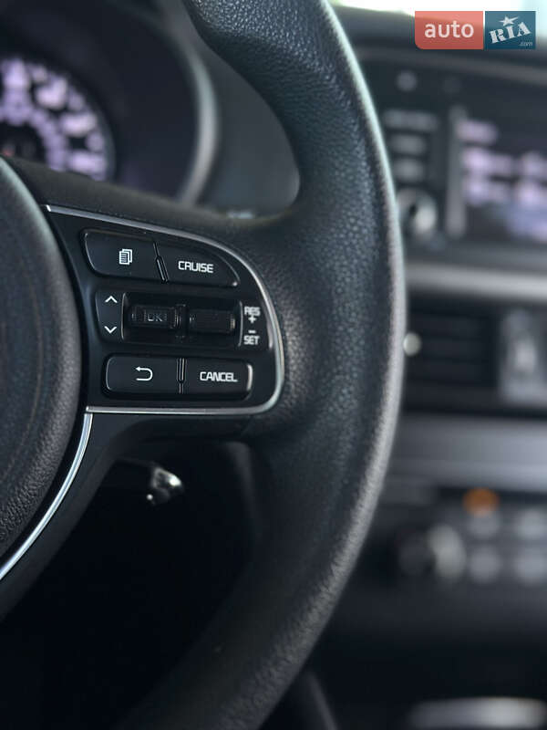 Седан Kia Optima 2016 в Киеве фото 41 Седан Kia Optima 2016 в Киеве