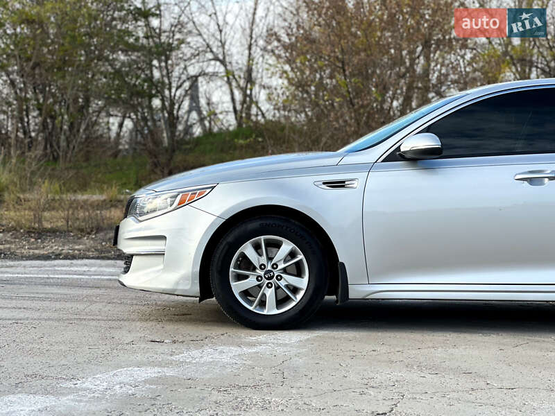 Седан Kia Optima 2016 в Киеве фото 49 Седан Kia Optima 2016 в Киеве