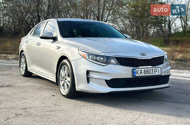 Седан Kia Optima 2016 в Киеве