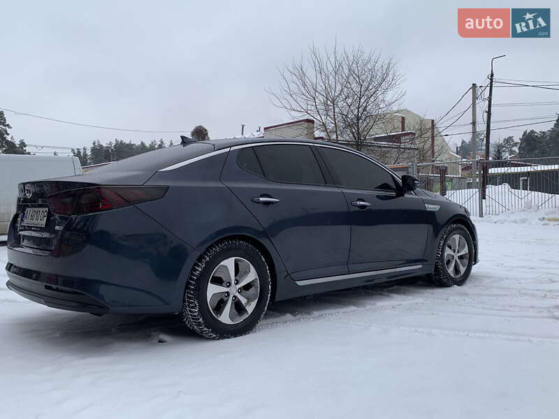 Седан Kia Optima 2014 в Киеве