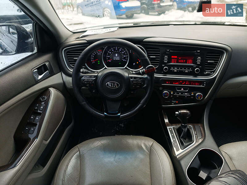 Седан Kia Optima 2015 в Харькове
