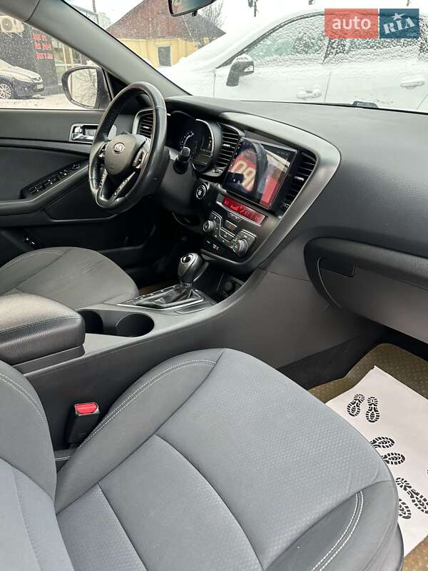 Седан Kia Optima 2013 в Смілі