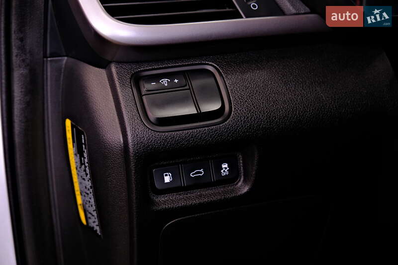 Седан Kia Optima 2016 в Одессе