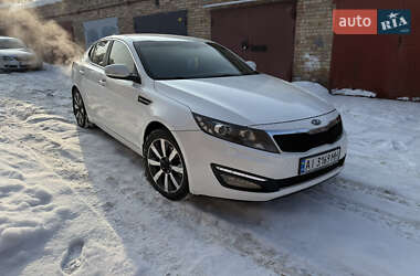 Седан Kia Optima 2012 в Ирпене