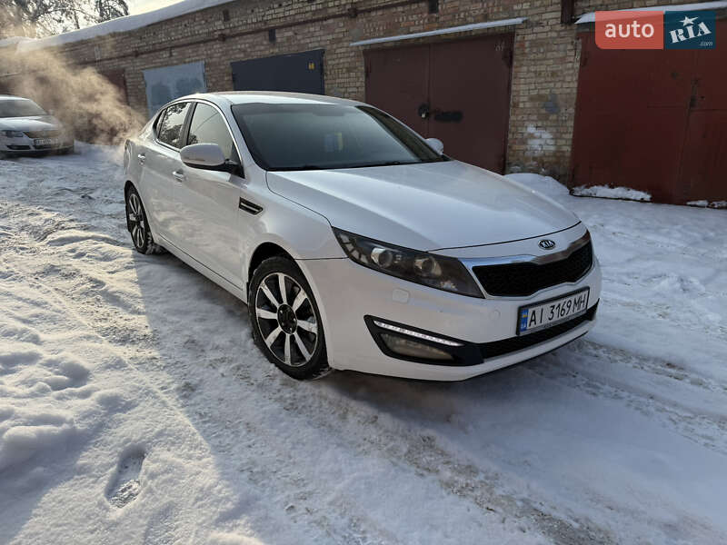 2012 KIA Optima, VIN KNAGN411BC5272624:plate — фото 1 (autoria)