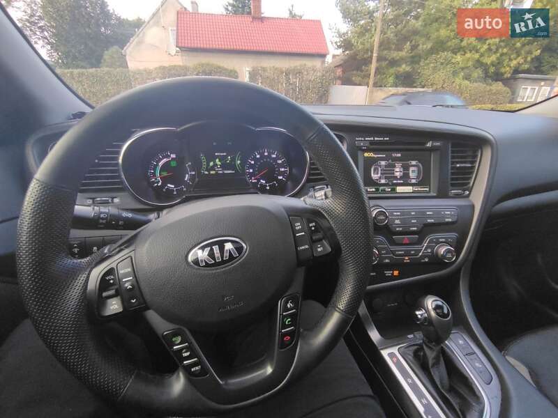 Седан Kia Optima 2013 в Кривому Розі