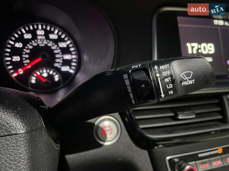 Седан Kia Optima 2019 в Одессе