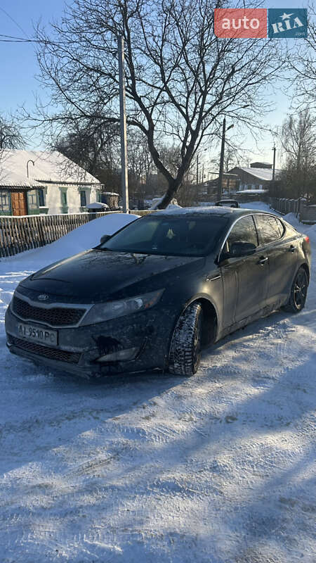 Седан Kia Optima 2013 в Ирпене
