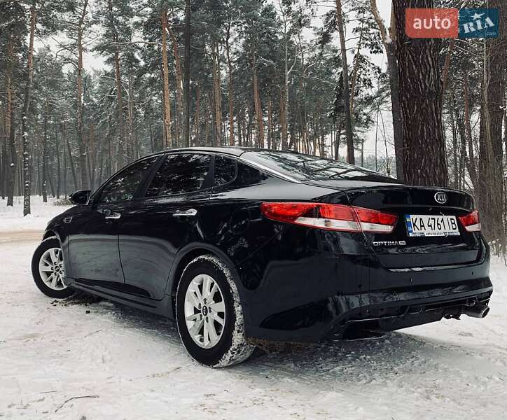 Седан Kia Optima 2015 в Житомирі