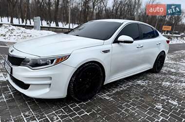Седан Kia Optima 2017 в Днепре