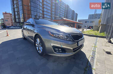 Седан Kia Optima 2013 в Львові