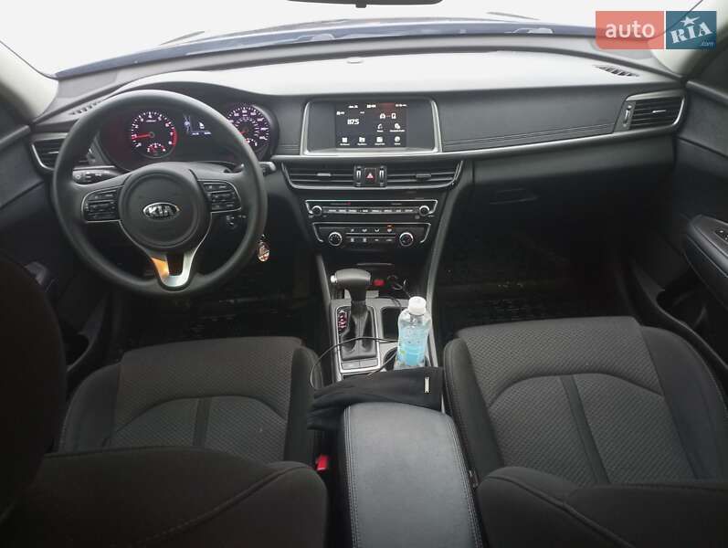 Седан Kia Optima 2018 в Дніпрі