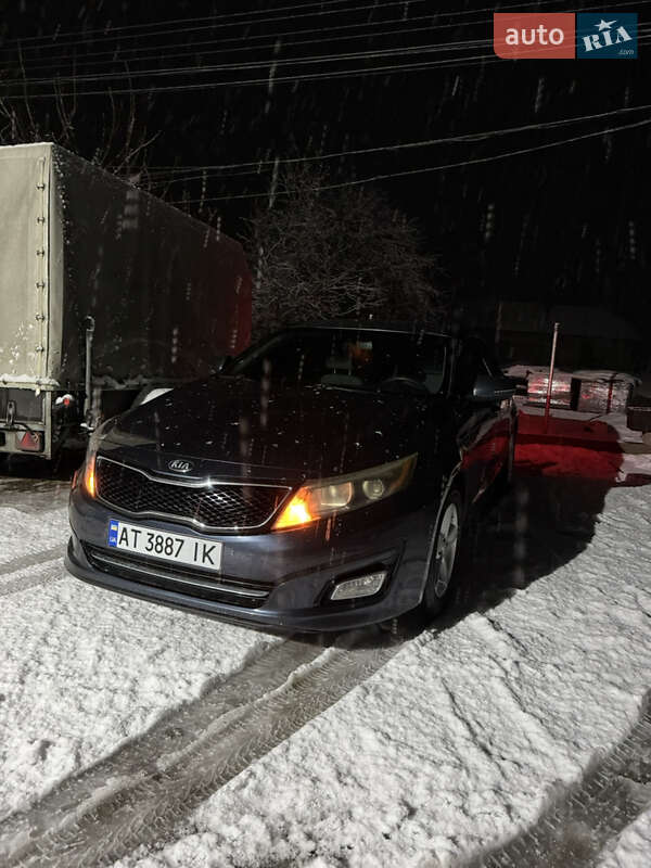 Седан Kia Optima 2014 в Снятині