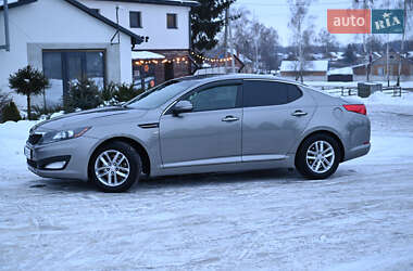 Седан Kia Optima 2013 в Любарі