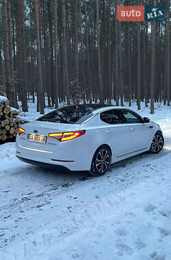 Седан Kia Optima 2013 в Черкассах