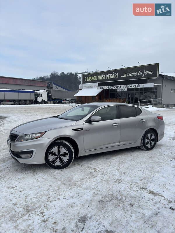 Седан Kia Optima 2011 в Харькове