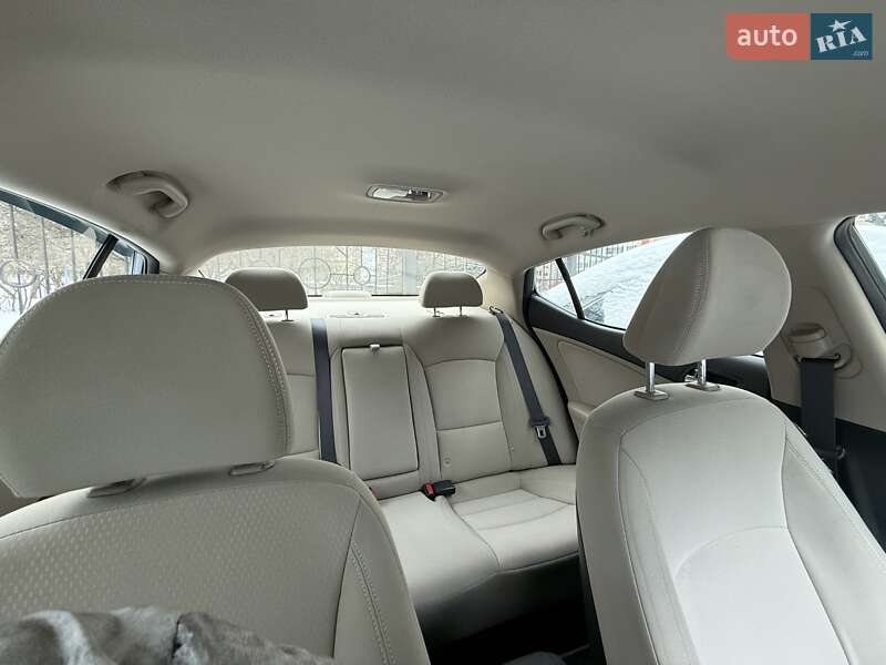 Седан Kia Optima 2014 в Киеве фото 44 Седан Kia Optima 2014 в Киеве