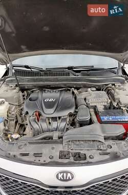 Седан Kia Optima 2014 в Харькове