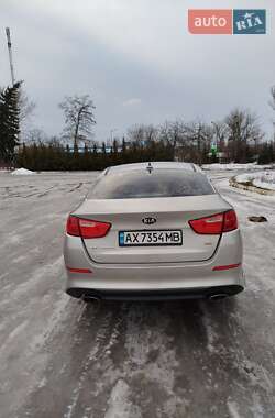 Седан Kia Optima 2014 в Харькове
