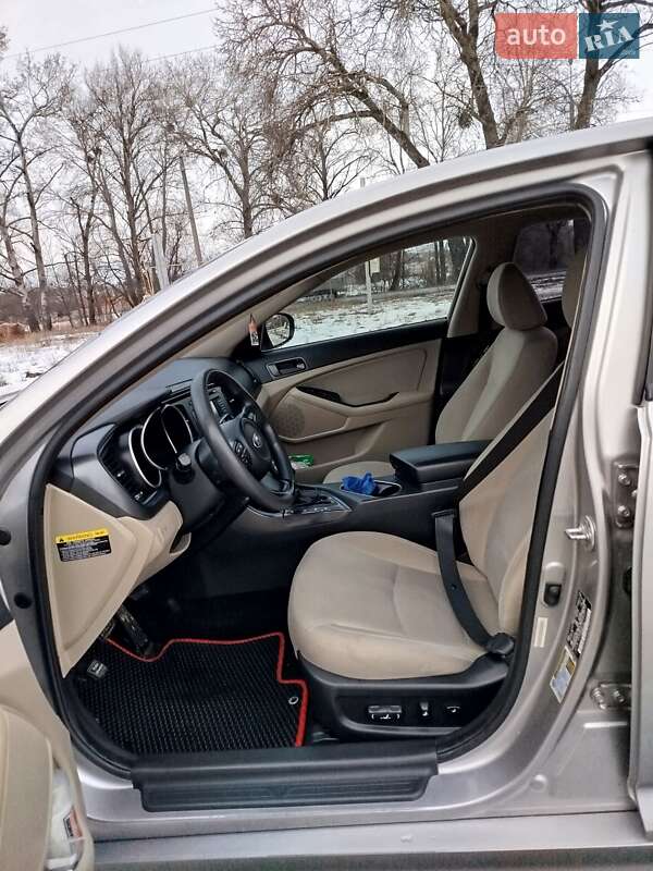 Седан Kia Optima 2014 в Харькове