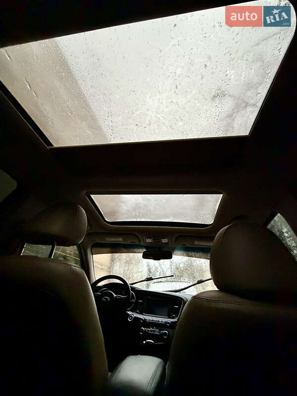 Седан Kia Optima 2014 в Києві