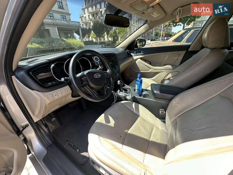 Седан Kia Optima 2012 в Одесі