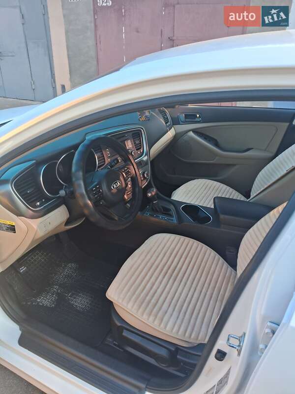 Седан Kia Optima 2014 в Виннице
