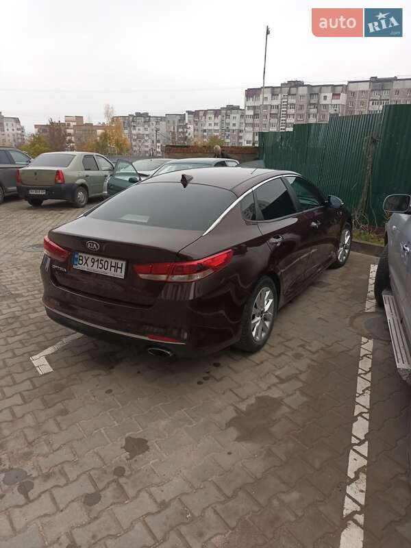 Седан Kia Optima 2018 в Хмельницком
