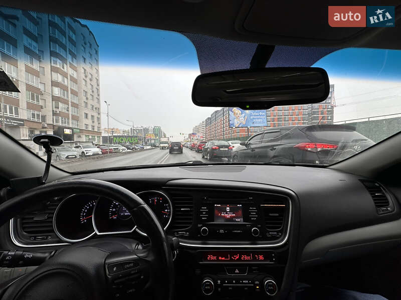 Седан Kia Optima 2014 в Києві