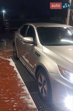 Седан Kia Optima 2013 в Львове