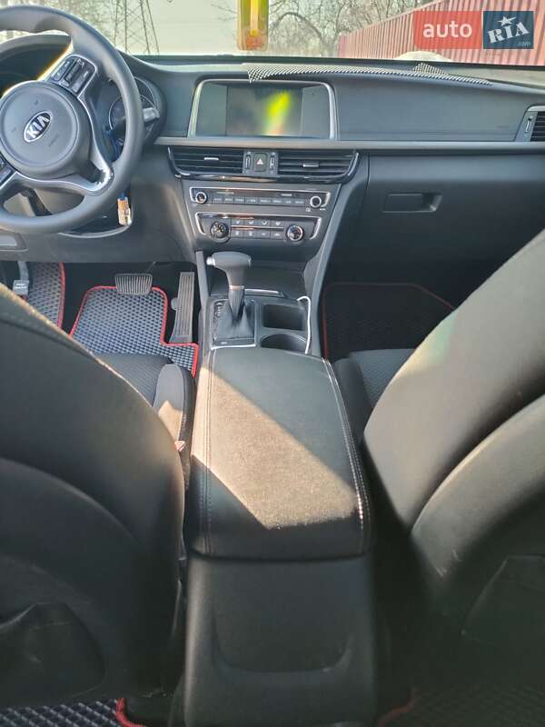 Седан Kia Optima 2018 в Житомирі