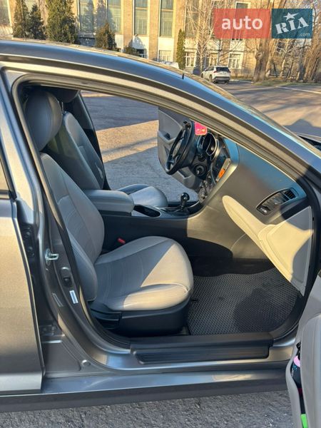 Седан Kia Optima 2014 в Кам'янському