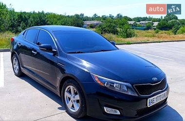 Седан Kia Optima 2015 в Синельниковому