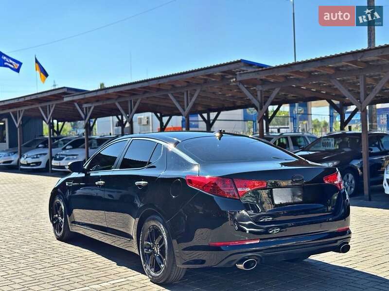 Седан Kia Optima 2012 в Кривом Роге