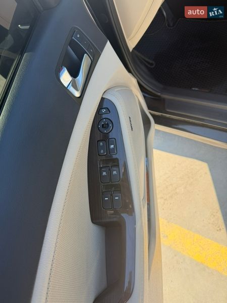 Седан Kia Optima 2014 в Тернополі