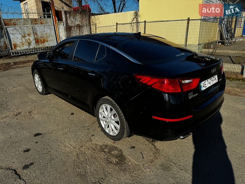 Седан Kia Optima 2014 в Киеве
