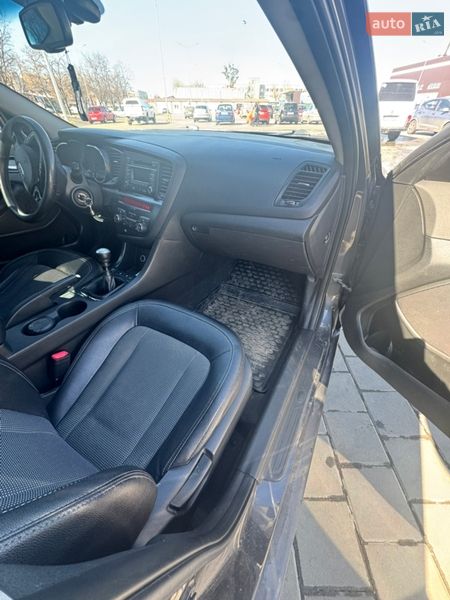 Седан Kia Optima 2012 в Корсунь-Шевченківському