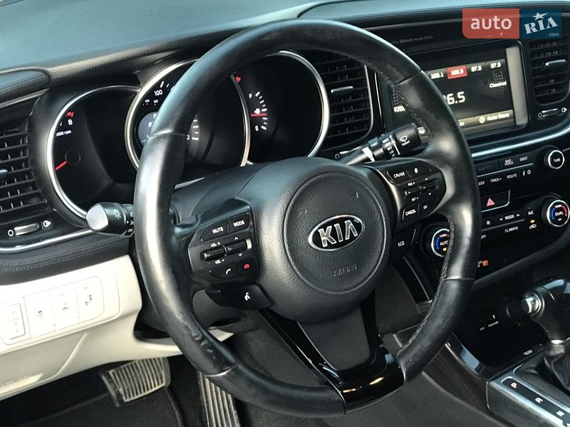Седан Kia Optima 2014 в Киеве
