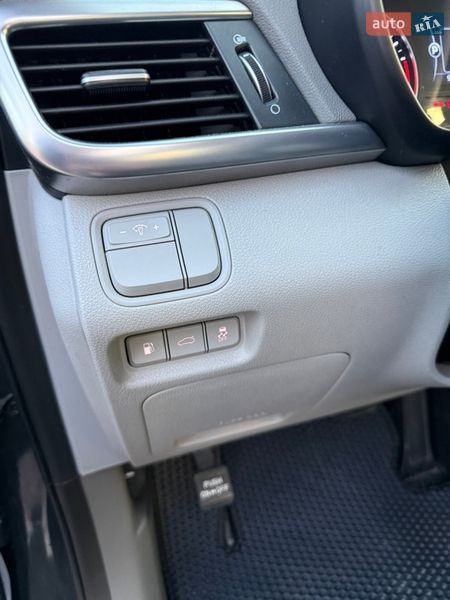 Седан Kia Optima 2015 в Івано-Франківську