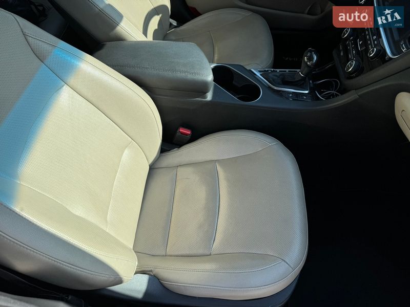 Седан Kia Optima 2014 в Кропивницком