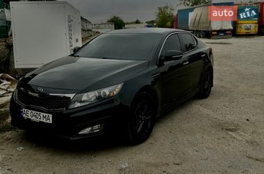 Седан Kia Optima 2013 в Днепре
