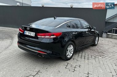 Седан Kia Optima 2016 в Ивано-Франковске