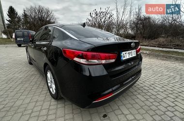 Седан Kia Optima 2016 в Ивано-Франковске