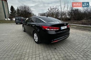 Седан Kia Optima 2016 в Ивано-Франковске