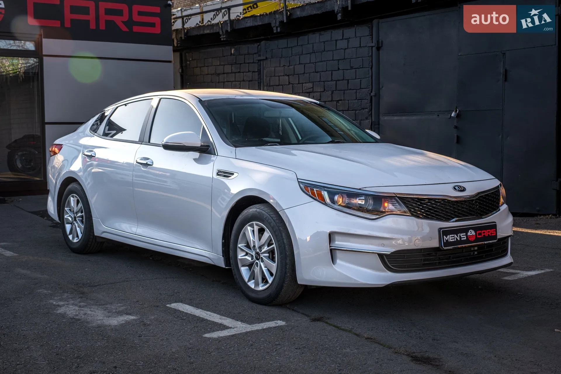 2017 Kia Optima - мініатюра 2