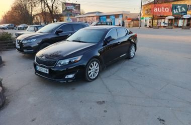 Седан Kia Optima 2014 в Ватутіному