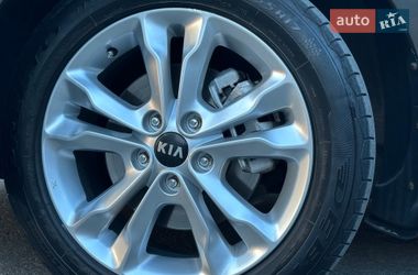 Седан Kia Optima 2012 в Одессе