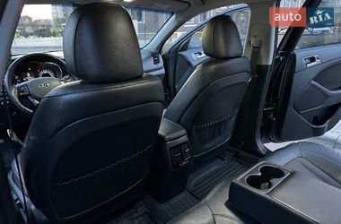 Седан Kia Optima 2012 в Одессе